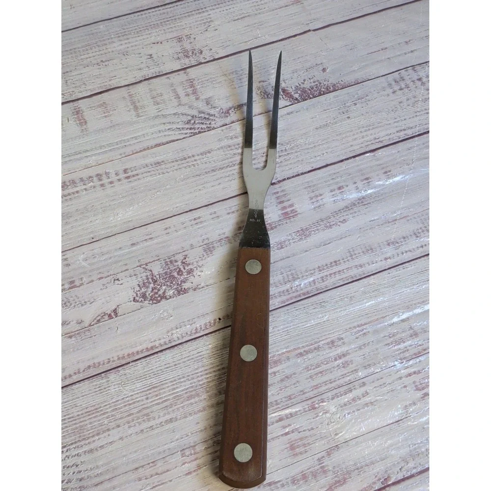 VINTAGE Cutco Stainless Steel 37 Classic Brown 2 Prong Fork Carving Fork USA
